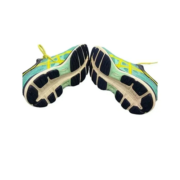 Asics Women's Gel-Cumulus 17 Ankle-High Running - Picture 5 of 5